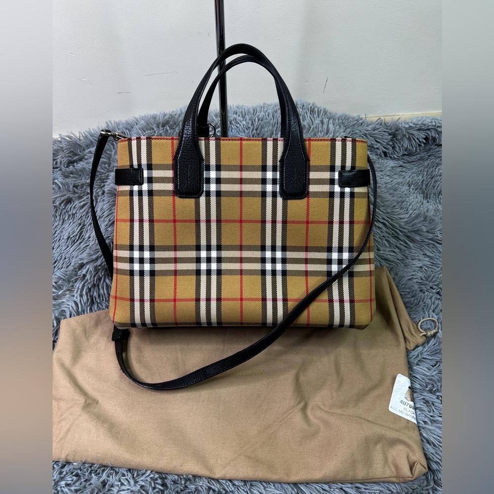 BURBERRY MD BANNER 4076953 L41